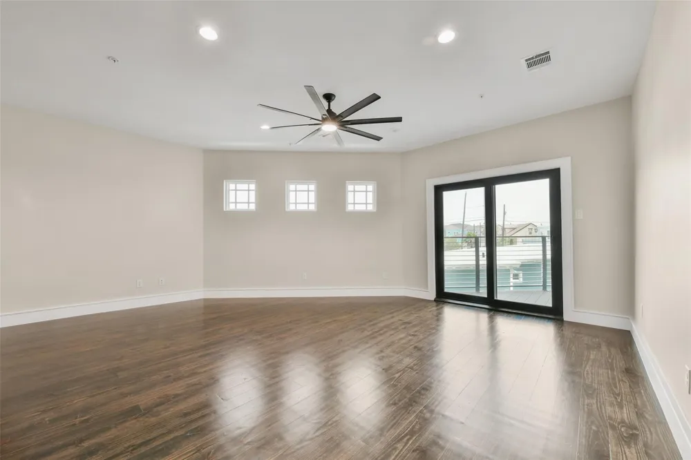 1716 23rd Street #B Galveston, TX 77550