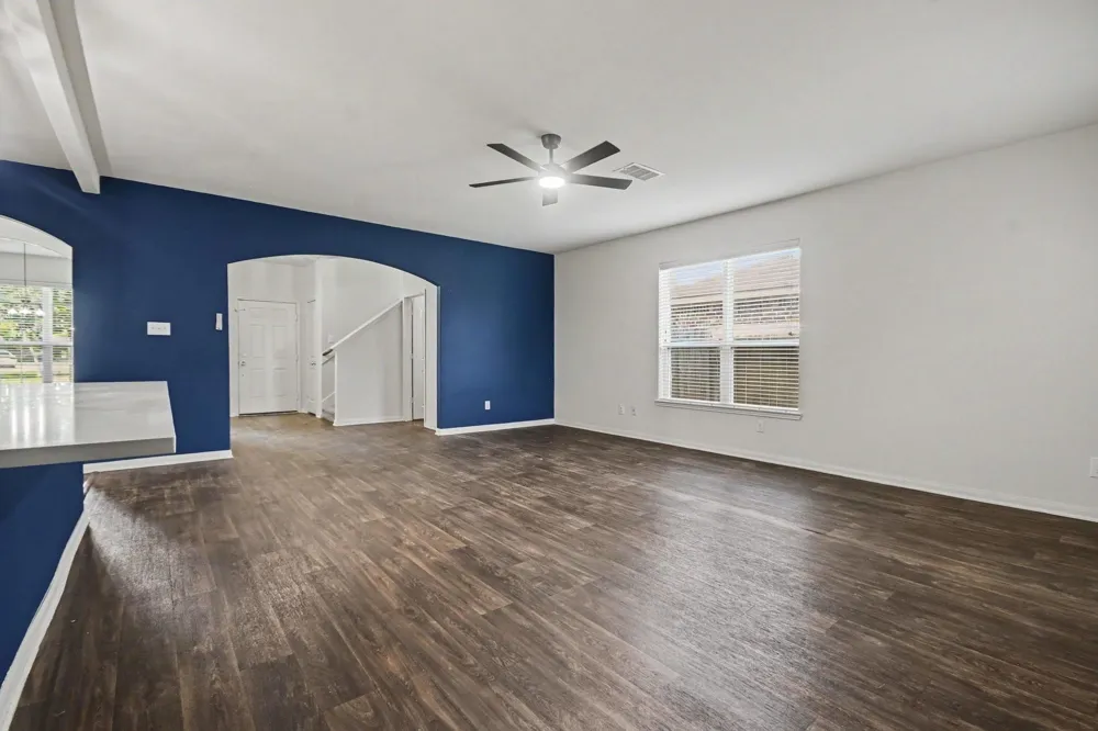 12027 Windage Drive La Marque, TX 77568