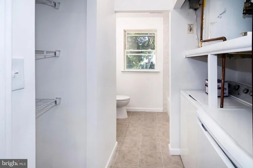 70 HIGHLAND AVENUE Sicklerville, NJ 08081