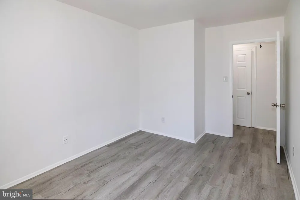 70 HIGHLAND AVENUE Sicklerville, NJ 08081