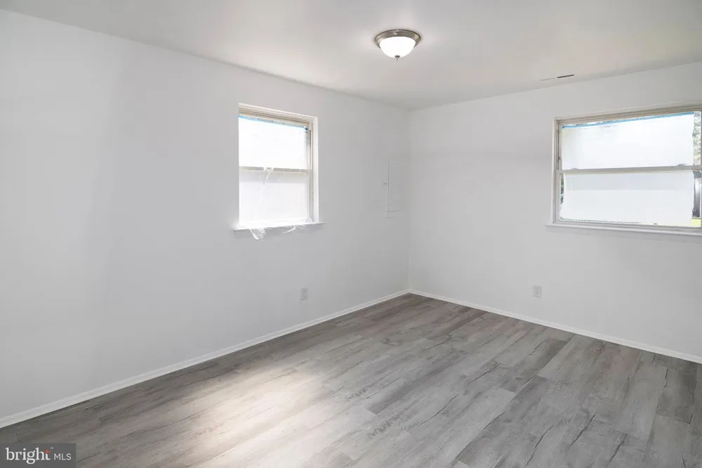 70 HIGHLAND AVENUE Sicklerville, NJ 08081