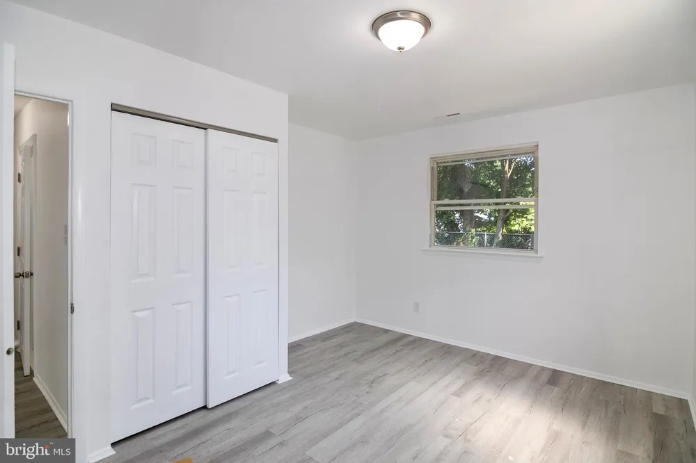 70 HIGHLAND AVENUE Sicklerville, NJ 08081