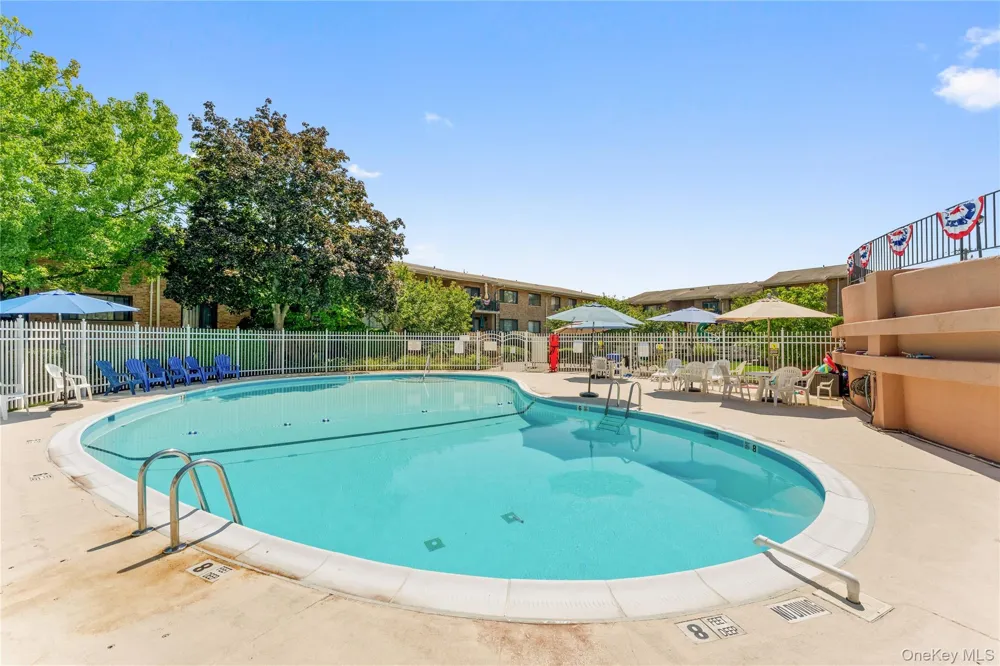 30 Gateway Road #102N Yonkers, NY 10701