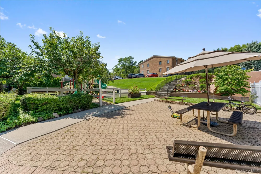 30 Gateway Road #102N Yonkers, NY 10701