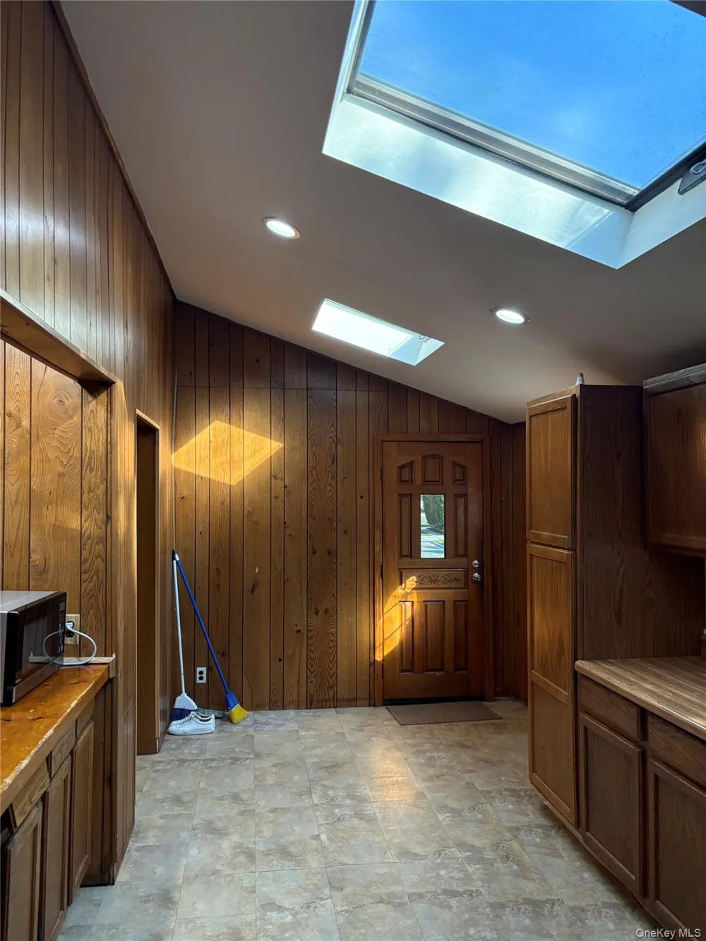 1975 Lenox Avenue East Meadow, NY 11554