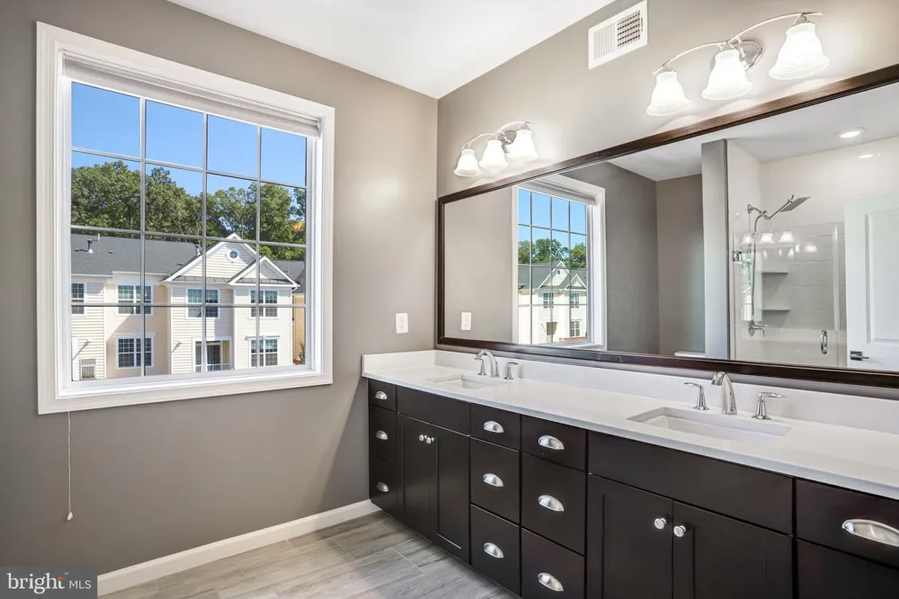 23230 MILLTOWN KNOLL SQUARE #114 Ashburn, VA 20148