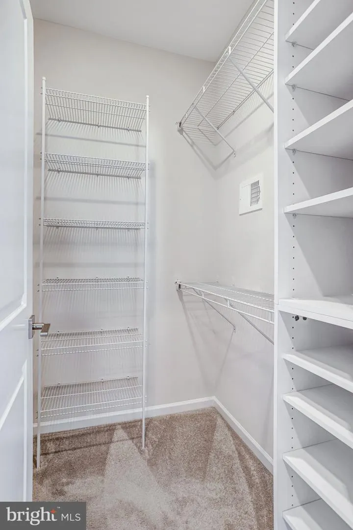 23230 MILLTOWN KNOLL SQUARE #114 Ashburn, VA 20148