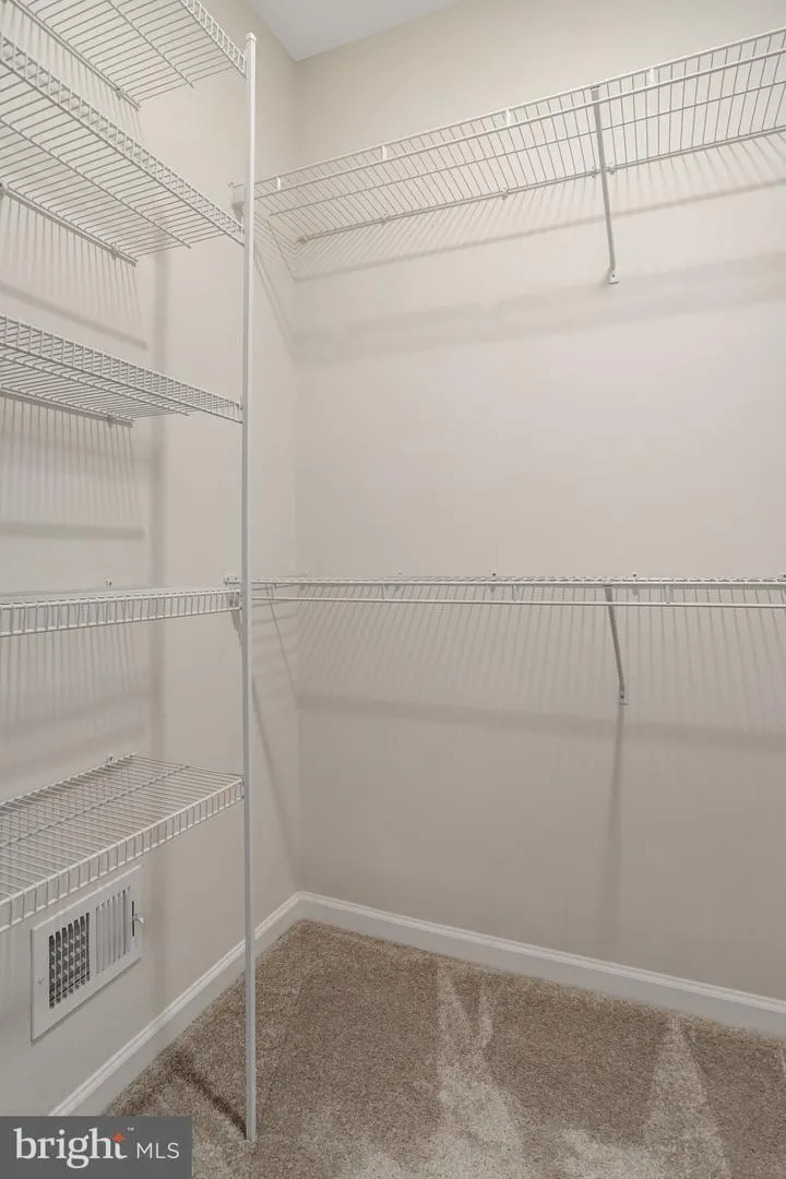 23230 MILLTOWN KNOLL SQUARE #114 Ashburn, VA 20148