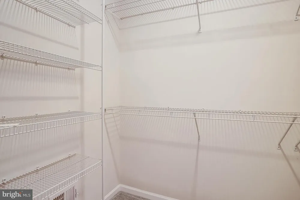 23230 MILLTOWN KNOLL SQUARE #114 Ashburn, VA 20148