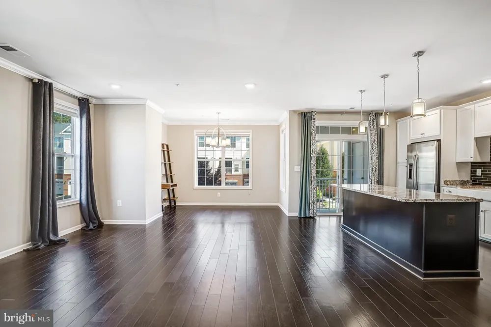23230 MILLTOWN KNOLL SQUARE #114 Ashburn, VA 20148