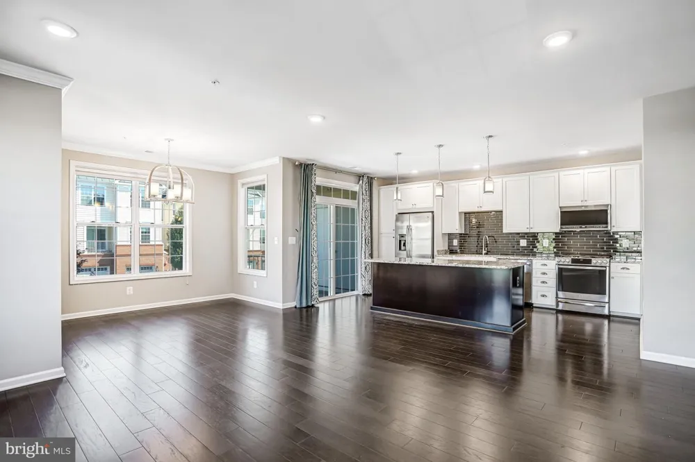 23230 MILLTOWN KNOLL SQUARE #114 Ashburn, VA 20148