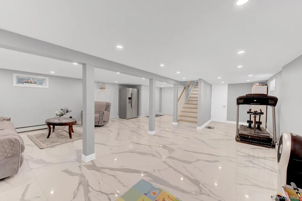 2488 1st Avenue East Meadow, NY 11554
