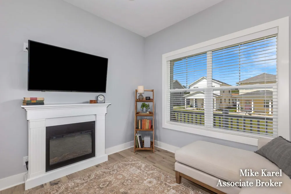 297 Vista Green Court Holland, MI 49423