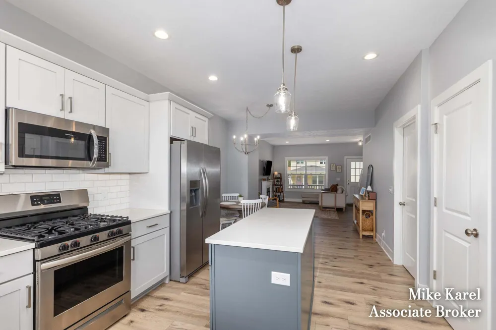 297 Vista Green Court Holland, MI 49423