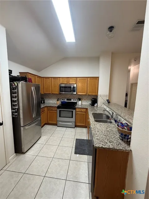 6007 Lone Star Court