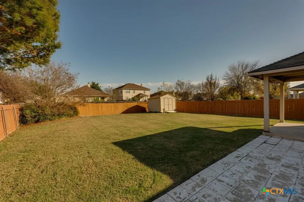 6007 Lone Star Court Hutto, TX 78634