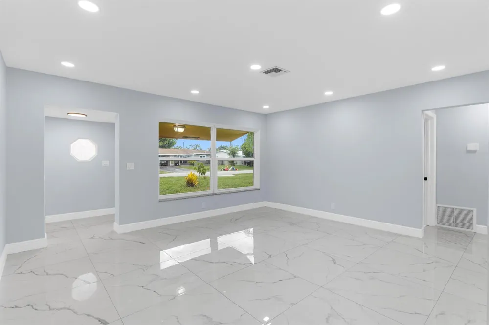 1772 NW 38th Street Oakland Park, FL 33309