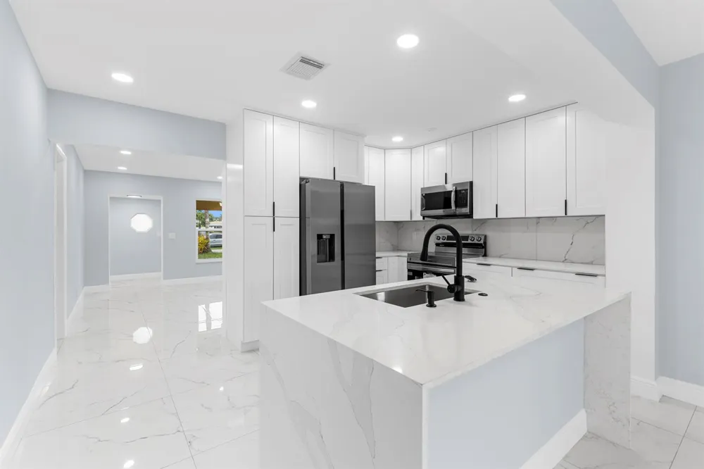 1772 NW 38th Street Oakland Park, FL 33309