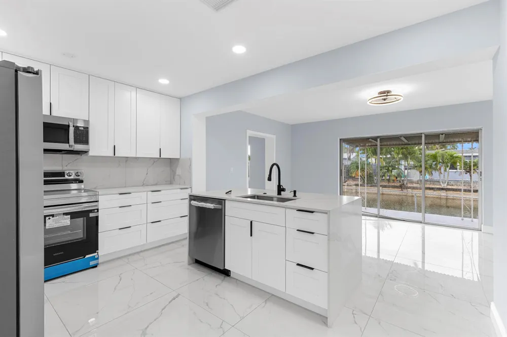 1772 NW 38th Street Oakland Park, FL 33309