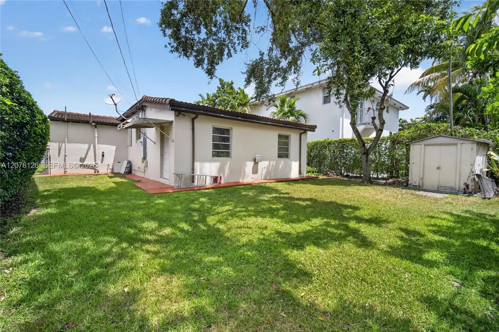 4940 SW 5th Ter Miami, FL 33134