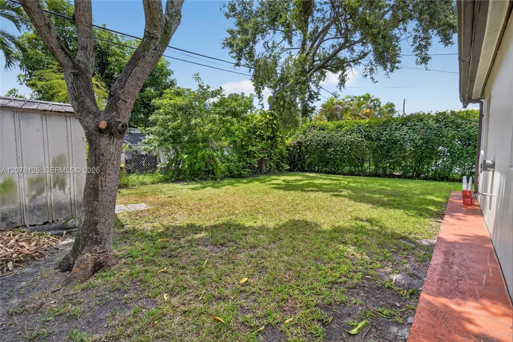 4940 SW 5th Ter Miami, FL 33134