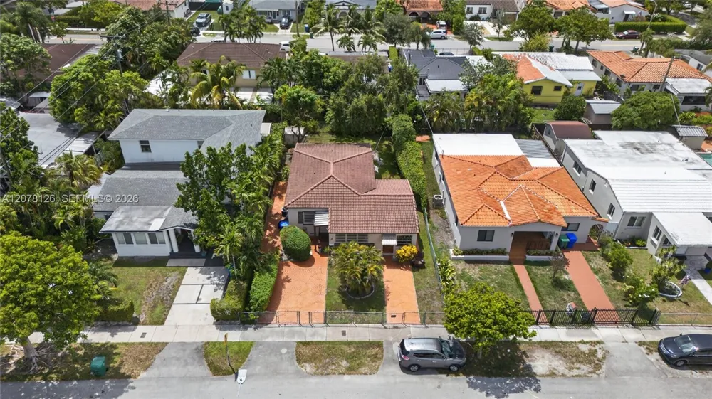 4940 SW 5th Ter Miami, FL 33134