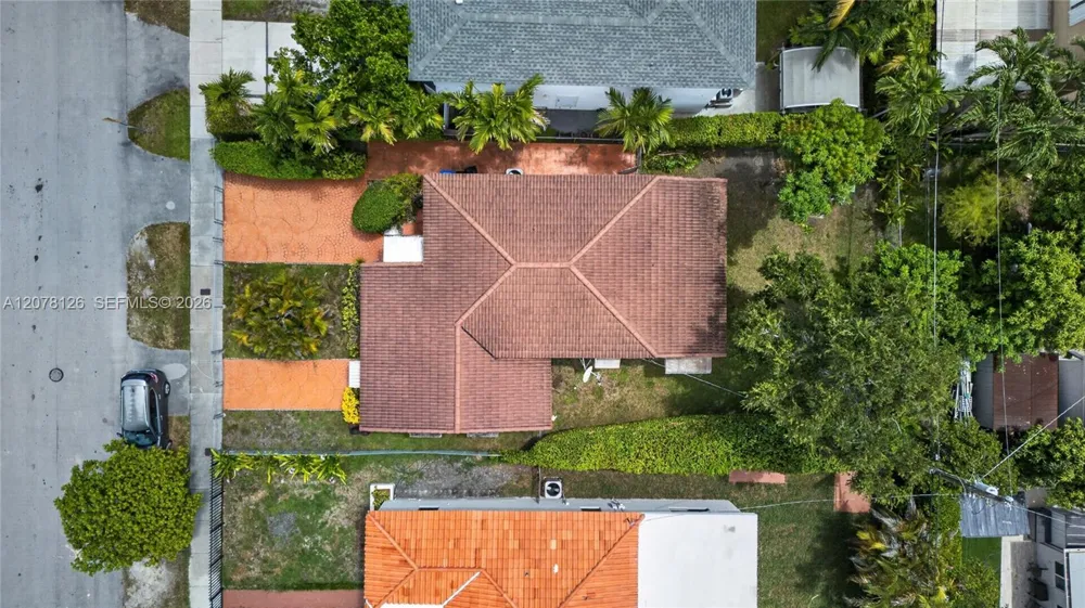 4940 SW 5th Ter Miami, FL 33134