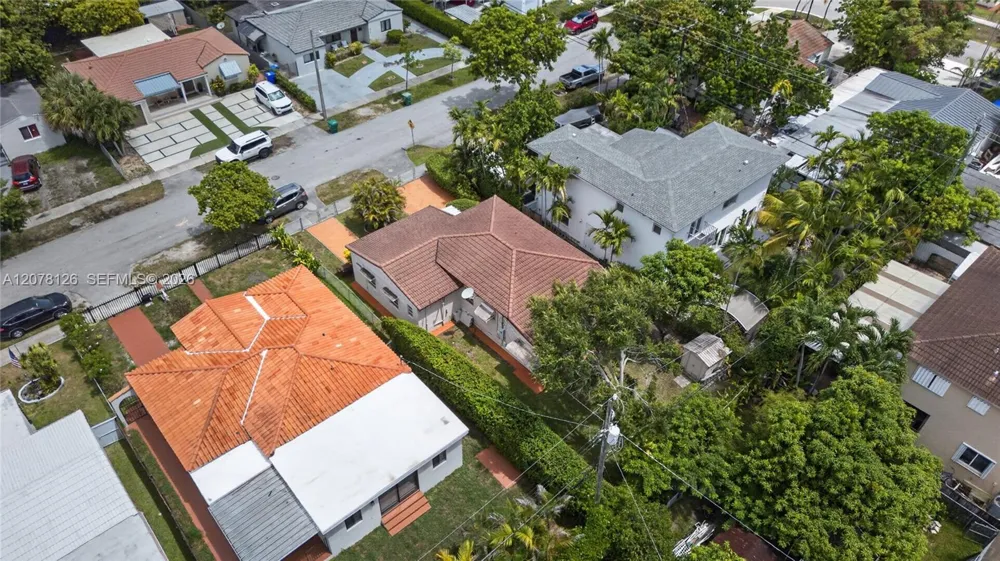 4940 SW 5th Ter Miami, FL 33134