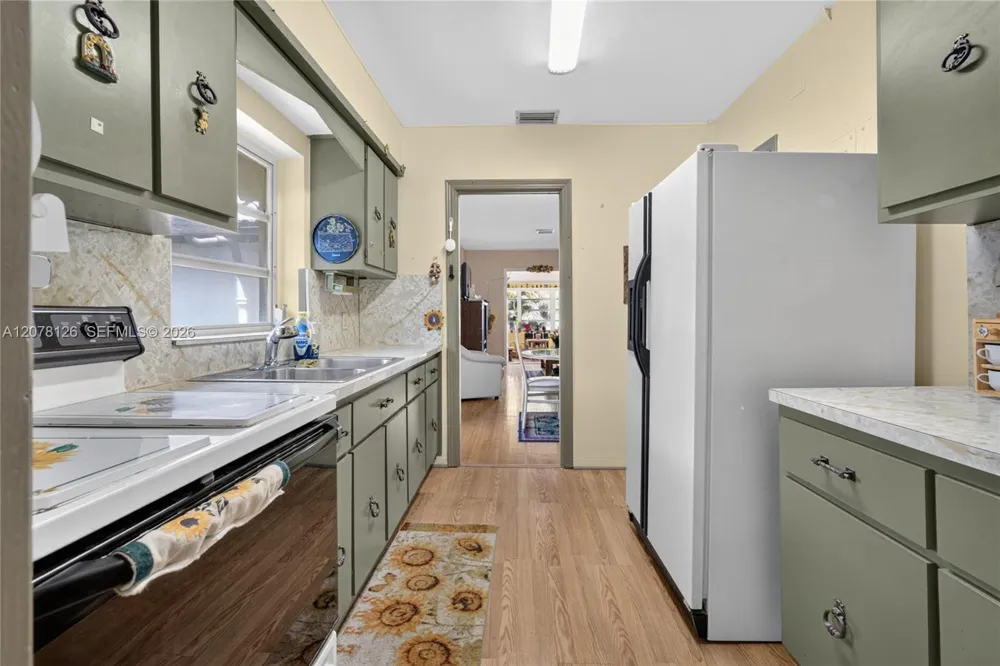 4940 SW 5th Ter Miami, FL 33134