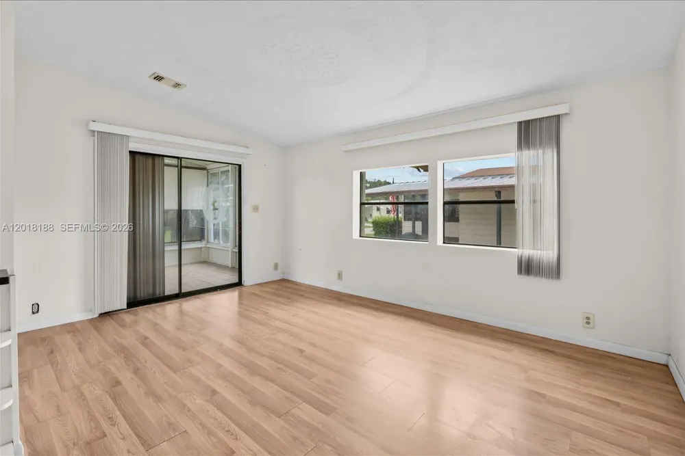 8208 W Bitterbush Ln Port St. Lucie, FL 34952