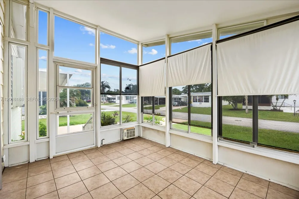 8208 W Bitterbush Ln Port St. Lucie, FL 34952