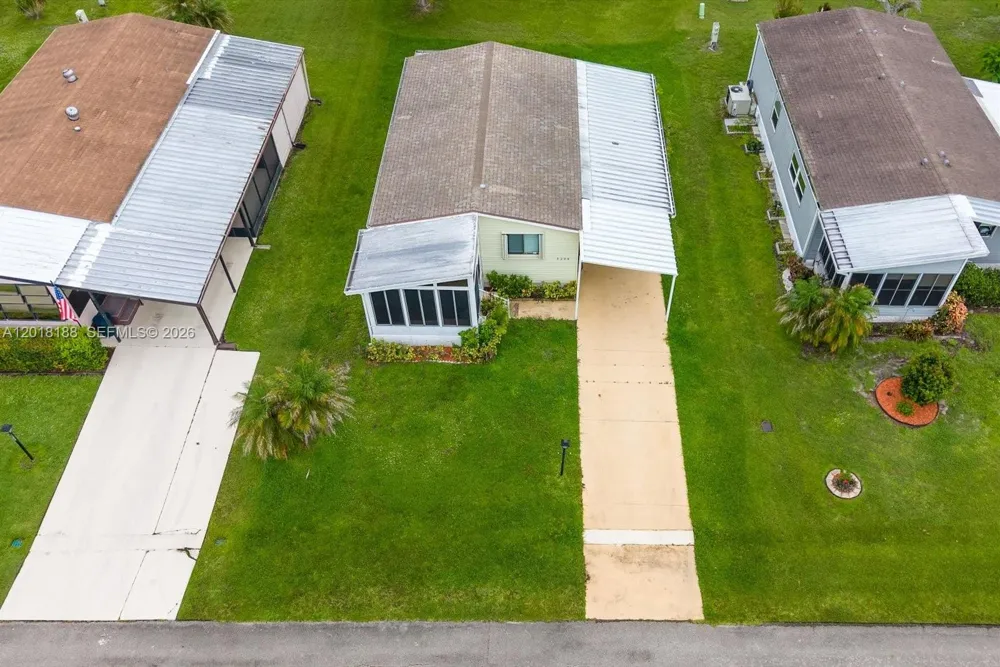 8208 W Bitterbush Ln Port St. Lucie, FL 34952
