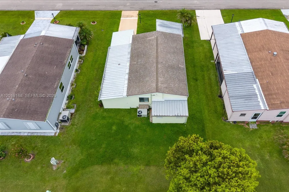 8208 W Bitterbush Ln Port St. Lucie, FL 34952