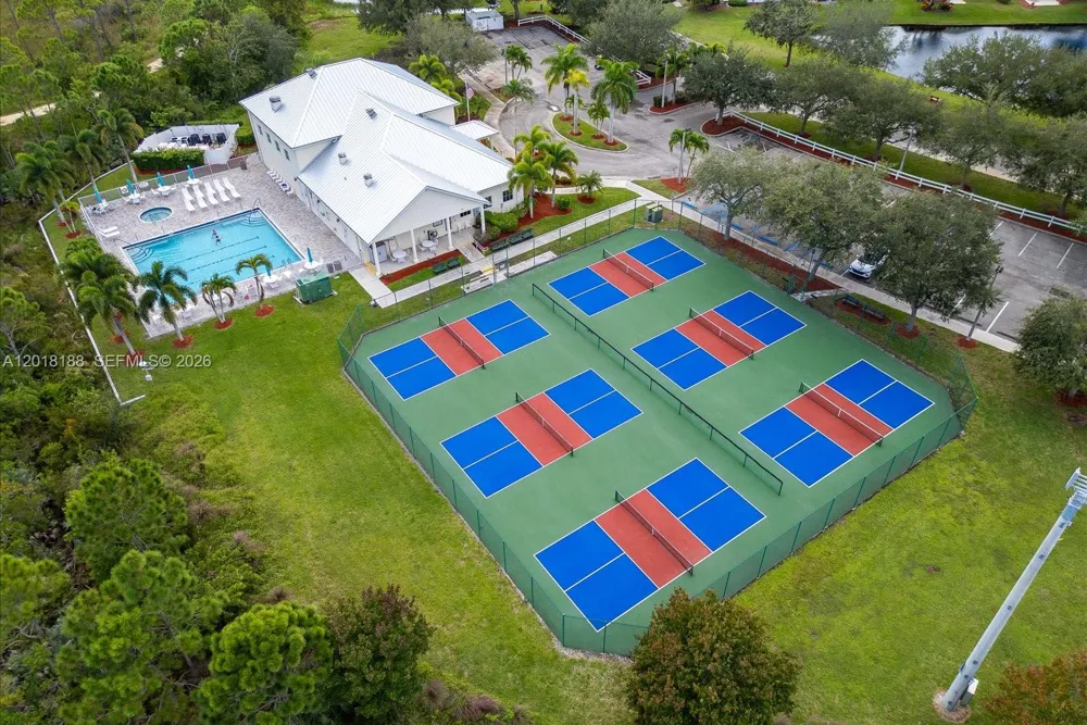 8208 W Bitterbush Ln Port St. Lucie, FL 34952