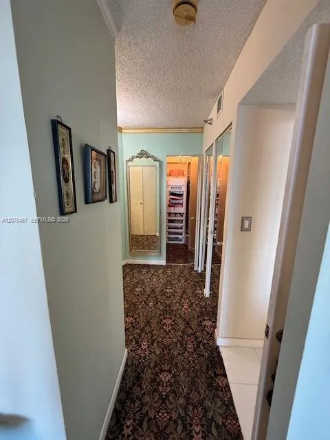 20505 E Country Club Dr #1036 Aventura, FL 33180