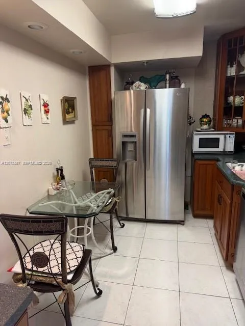 20505 E Country Club Dr #1036 Aventura, FL 33180