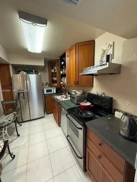20505 E Country Club Dr #1036 Aventura, FL 33180