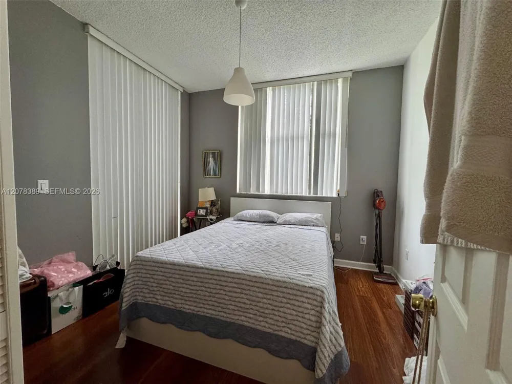 9725 NW 52nd St #109 Doral, FL 33178