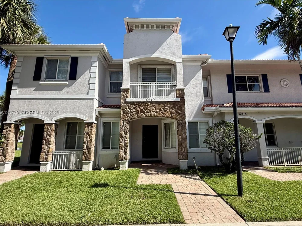 8219 SW 27th St #102 Miramar, FL 33025