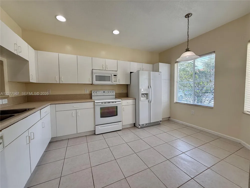8219 SW 27th St #102 Miramar, FL 33025
