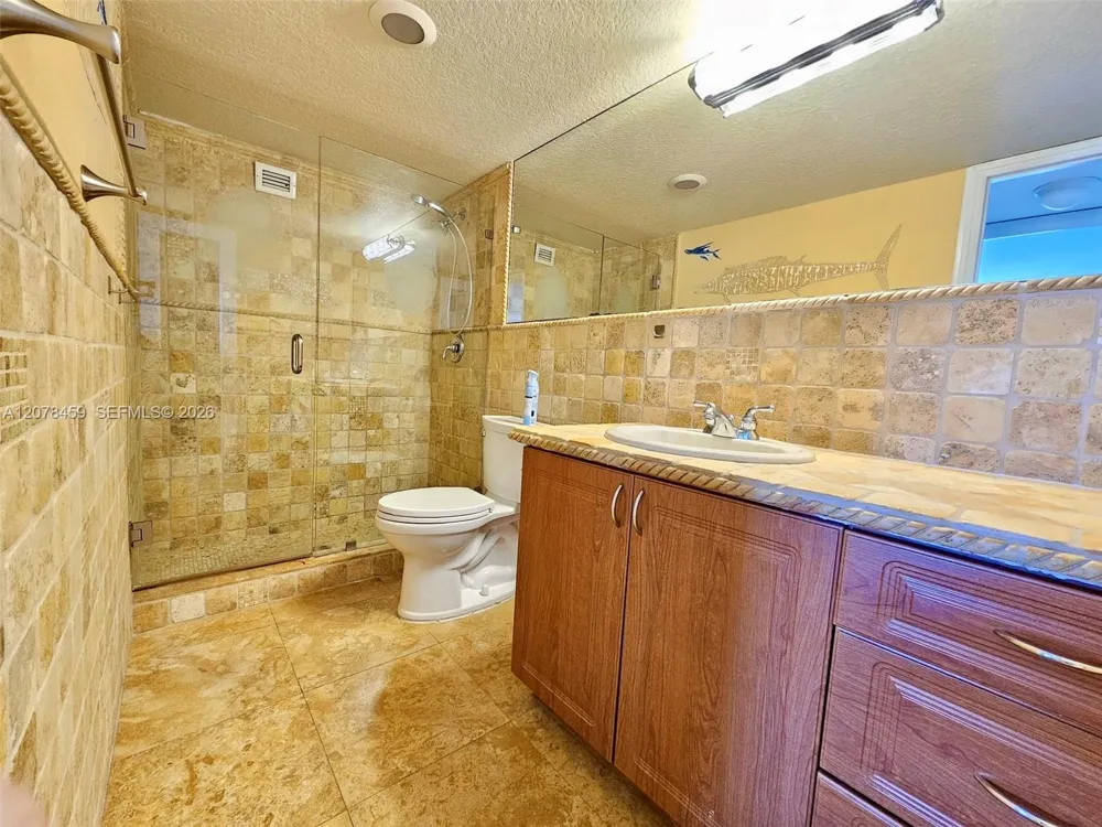 427 Golden Isles Dr #16E Hallandale Beach, FL 33009