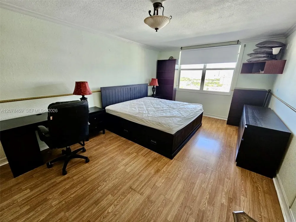 427 Golden Isles Dr #16E Hallandale Beach, FL 33009