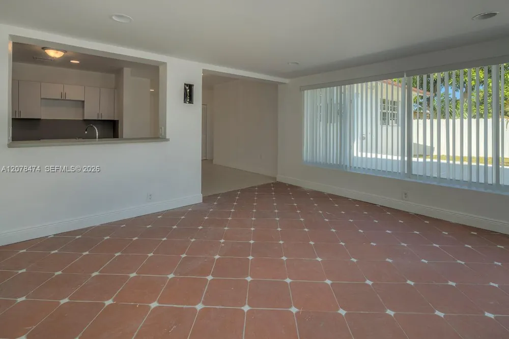 160 NW 199th St #1 Miami Gardens, FL 33169