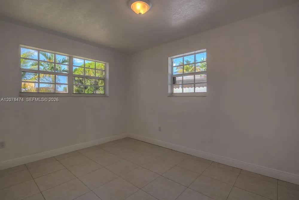 160 NW 199th St #1 Miami Gardens, FL 33169