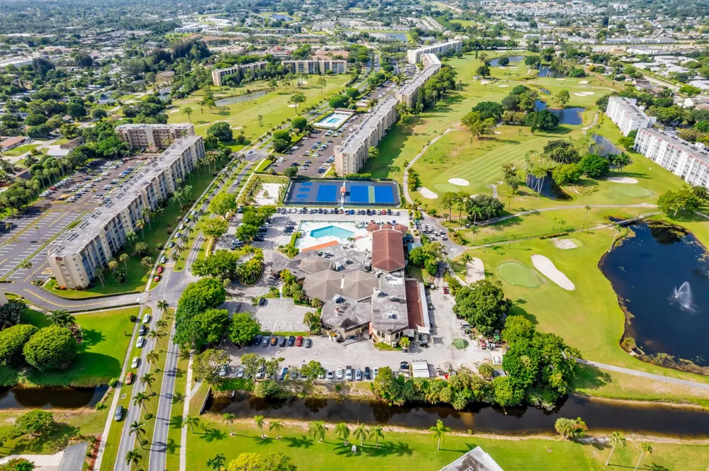 3836 Via Poinciana #607 Lake Worth, FL 33467