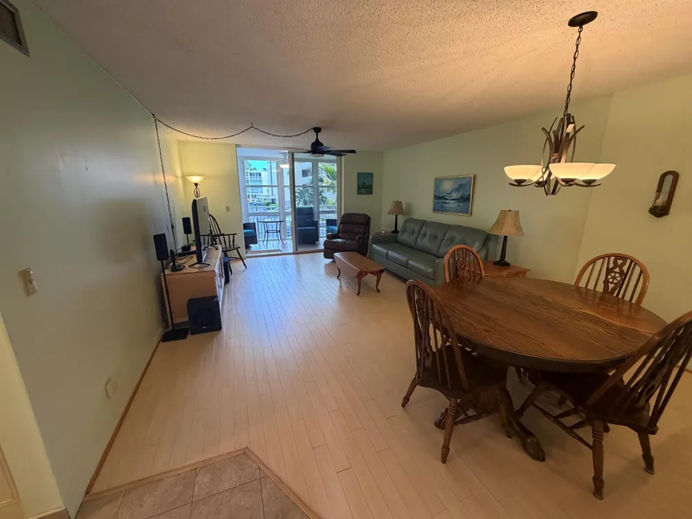 206 SE 10TH STREET #201 Dania Beach, FL 33004