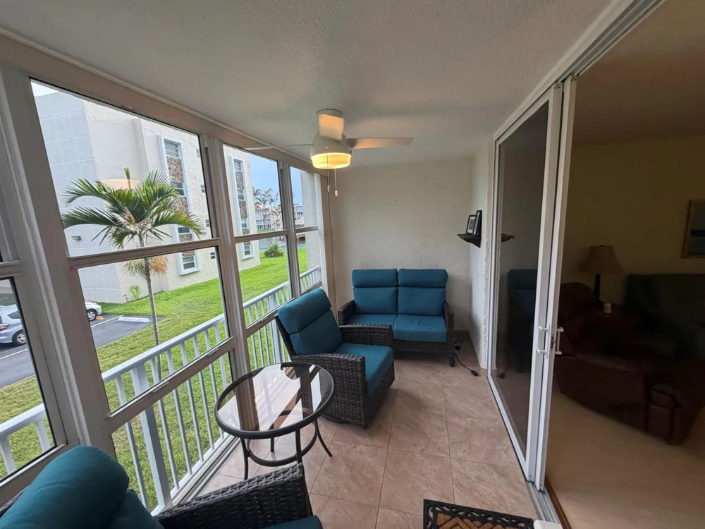 206 SE 10TH STREET #201 Dania Beach, FL 33004