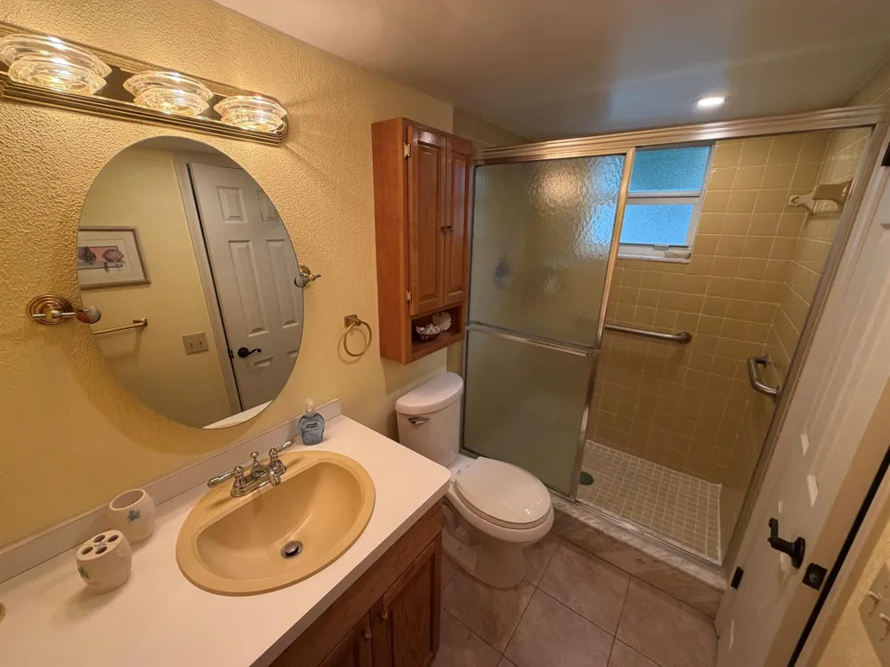 206 SE 10TH STREET #201 Dania Beach, FL 33004