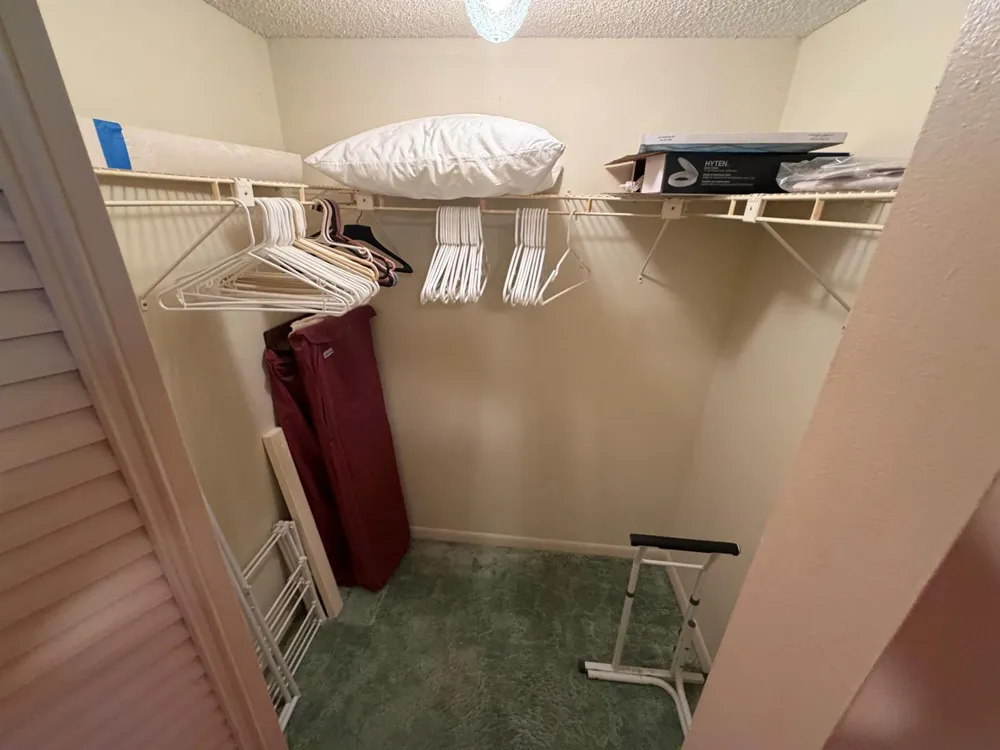 206 SE 10TH STREET #201 Dania Beach, FL 33004