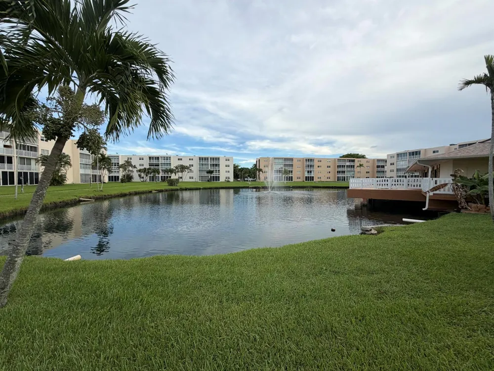 206 SE 10TH STREET #201 Dania Beach, FL 33004